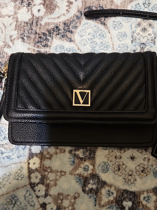 Victoria\'s Secret Black Chevron Quilted Backpack & Wristlet Set 2pc Gold Chain main image 9